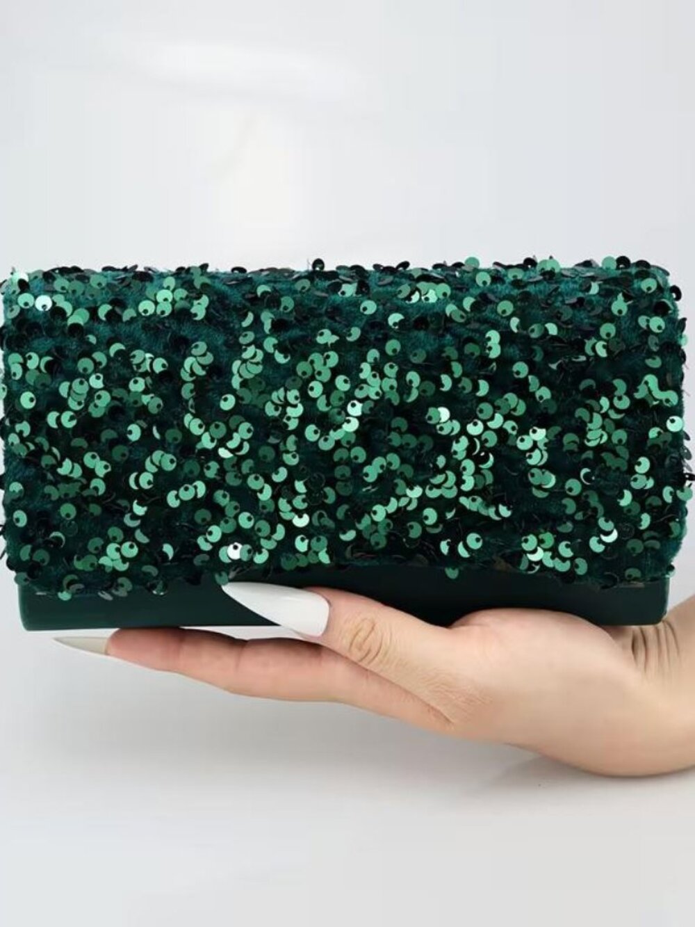 GREEN SEQUINED EVENING BAG